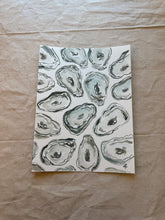 Load image into Gallery viewer, Classic Oyster