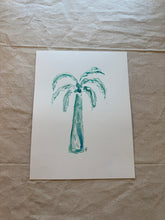 Load image into Gallery viewer, Emerald Lady
