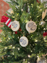 Load image into Gallery viewer, Oyster Ornament